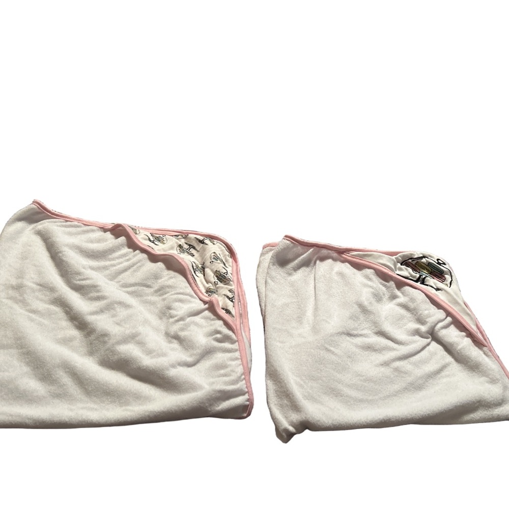 2 White and Pink Baby Donut Print Hooded Towels